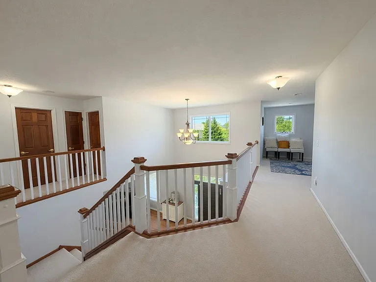 1443 Bethesda Cir — Photo 31