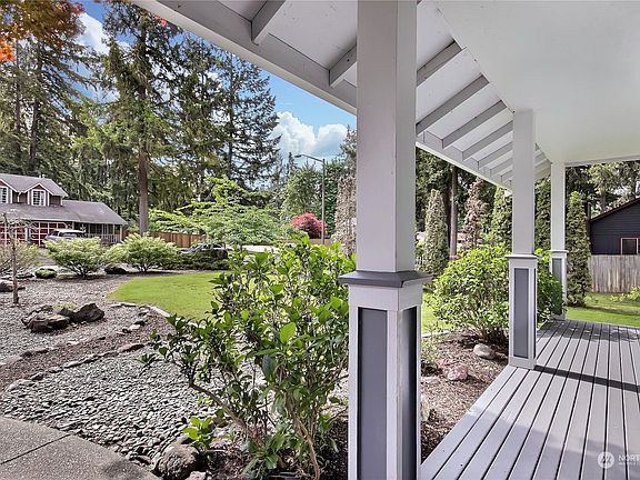 2nd image of 8333 Lake Forest Drive SE
