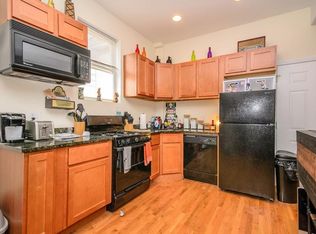 2347 W Thomas St APT 2R, Chicago, IL 60622