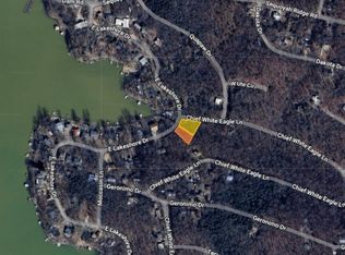 1 E Lakeshore Dr #2, Cherokee Village, AR 72529