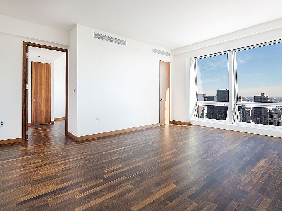 1st image of 400 5th Ave APT 50C
