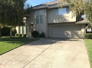 714 Bridgeside Dr, Sacramento, CA 95831