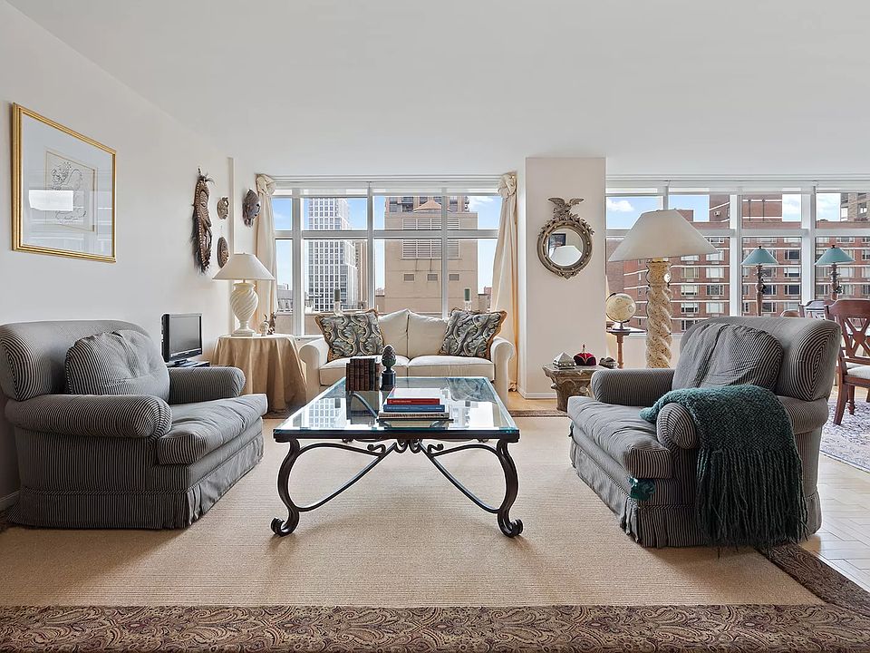 1st image of 160 W 66th St APT 21D