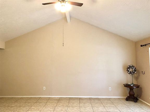 4th image of 7511 Kite Hill Dr