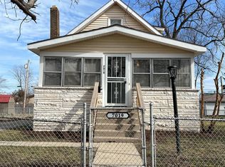 7019 N Arkansas Ave, Hammond, IN 46323