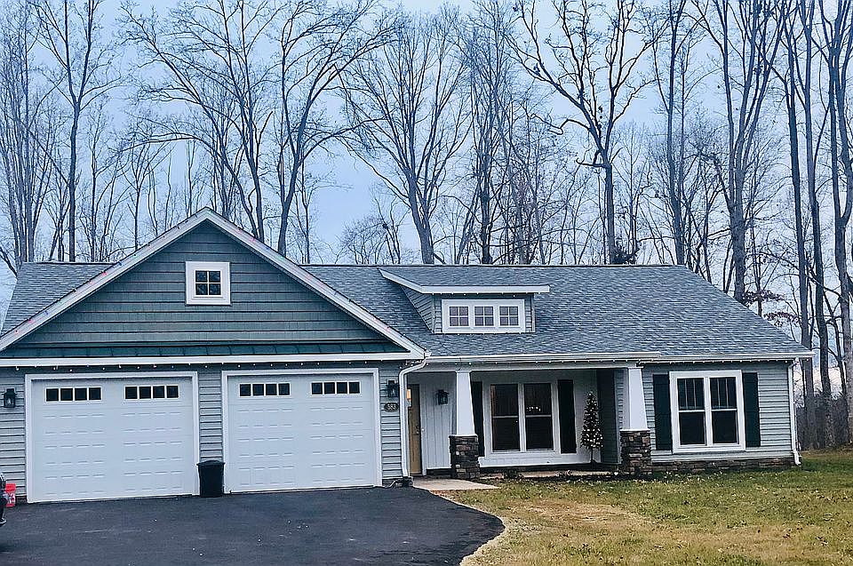 2nd image of 583 Morewood Rd