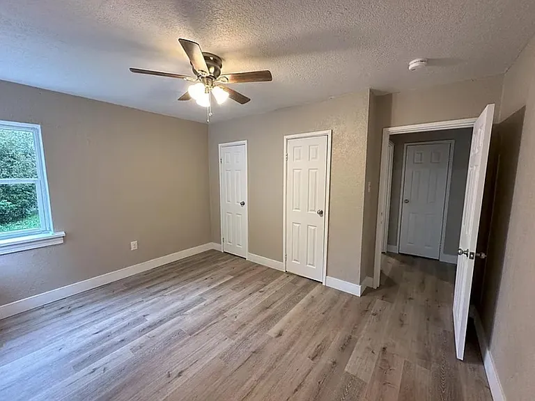 401 Mountain Valley St #C8 — Photo 6