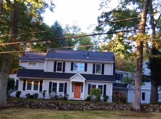 130 Maple St, Sherborn, MA 01770