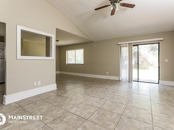 3rd image of 5743 Westview Dr