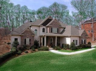 3047 Chattahoochee Trce, Gainesville, GA 30506