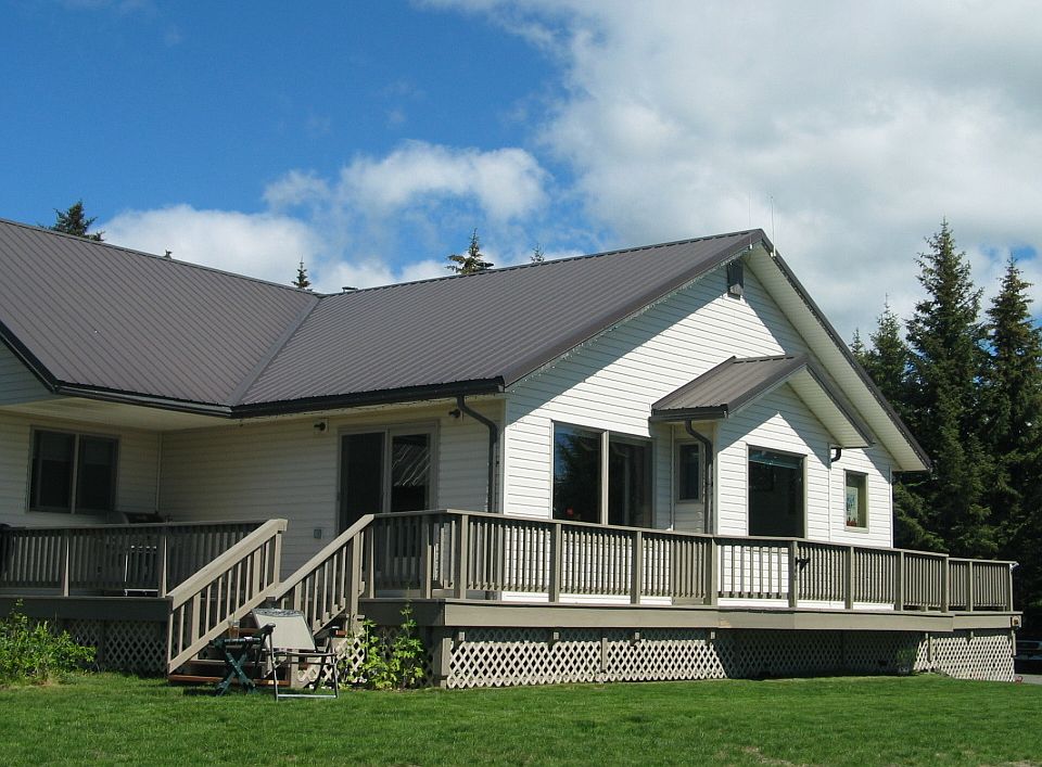 4 Bdr Main House