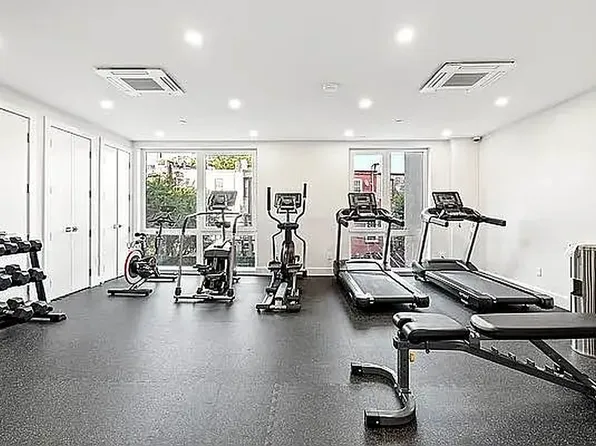 1173 Rogers Avenue image 8 of 8