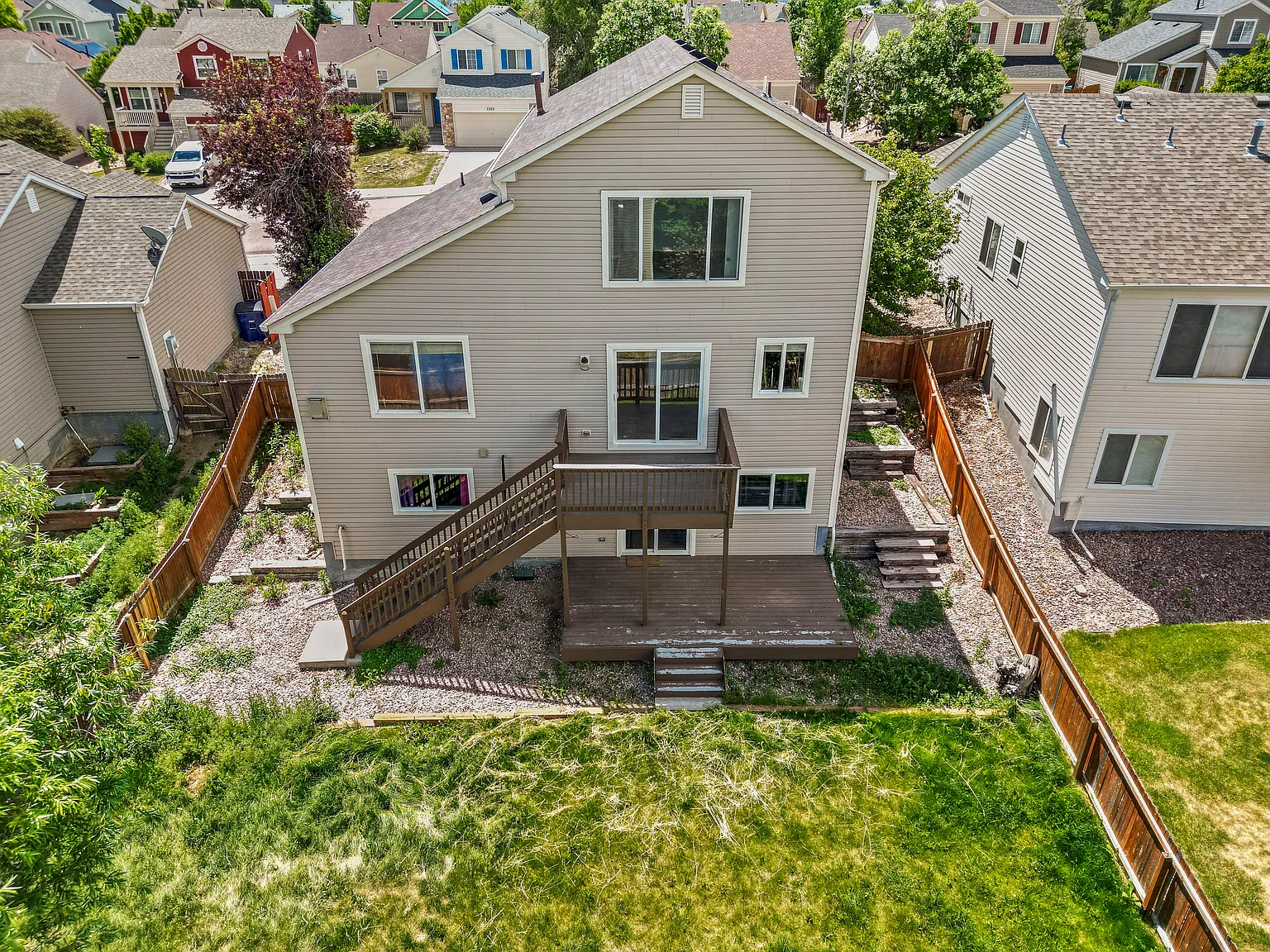 3 bed, 2209 sqft, $2,400 — Photo 4