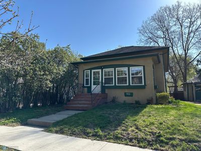 911 8th St N, Fargo, ND, 58102