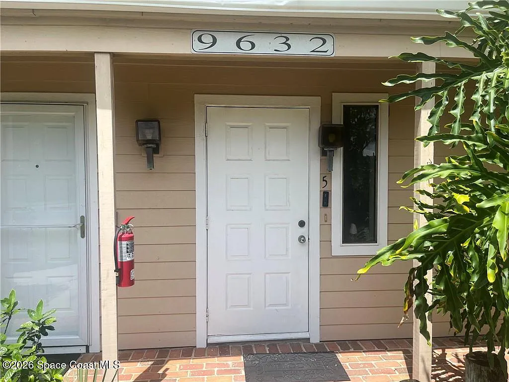 1 bed, 1.5 bath, 850 sqft, $1,950 — Photo 2