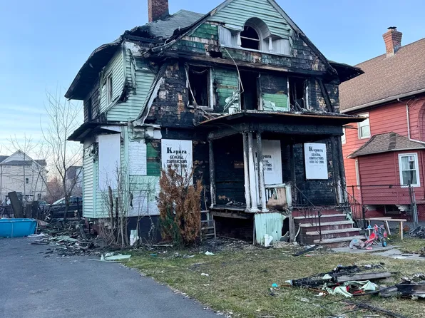 15 Shultas Place, Hartford, CT 06114