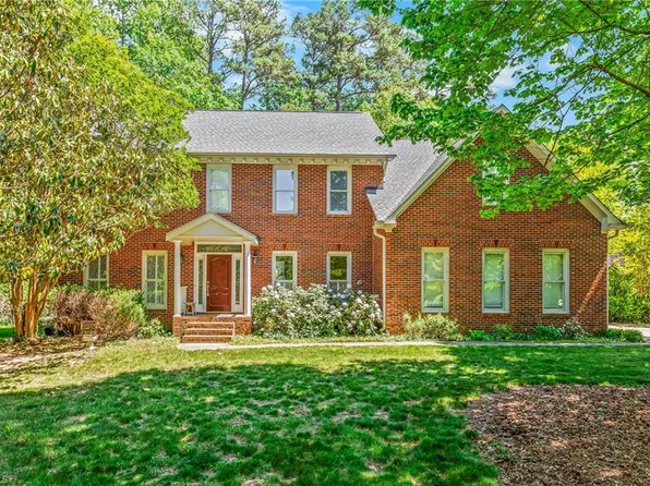 4305 Shaw Farm Cir, Greensboro, NC 27406