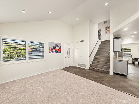 5th image of 686 Dapple Gray Cir
