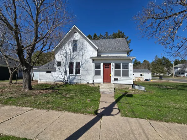 155 8th St SW, Pine City, MN 55063