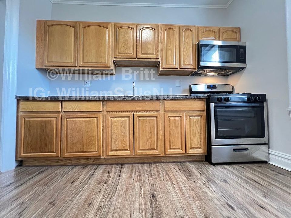 1st image of 257 Grant Ave APT B6