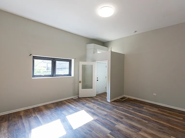 3826 N Ashland Ave #1 — Photo 2