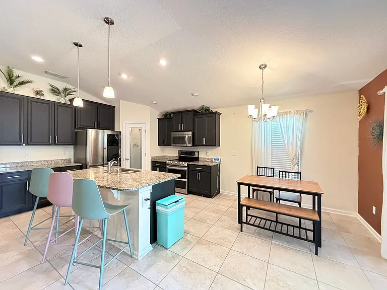 16226 Stanis Ct — Photo 10