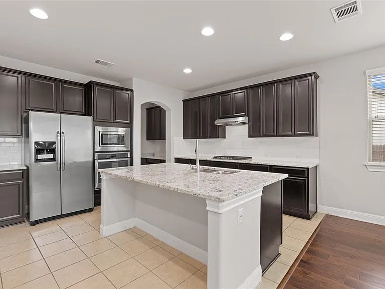 15601 Cabrillo Way — Photo 11
