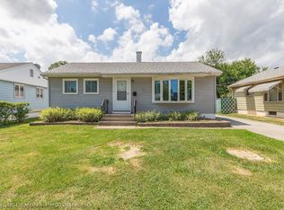2270 S Scott St, Des Plaines, IL 60018