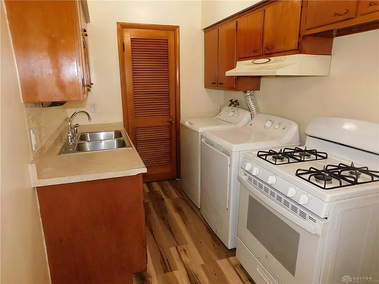 1239 Patterson Rd #B — Photo 9