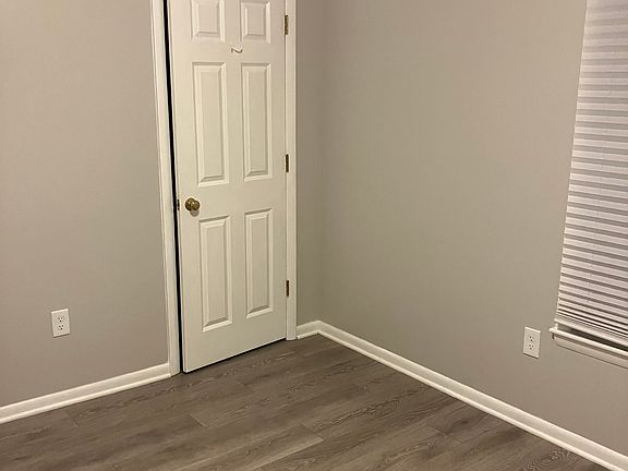 5th image of 56 E Oakland Ave APT 3