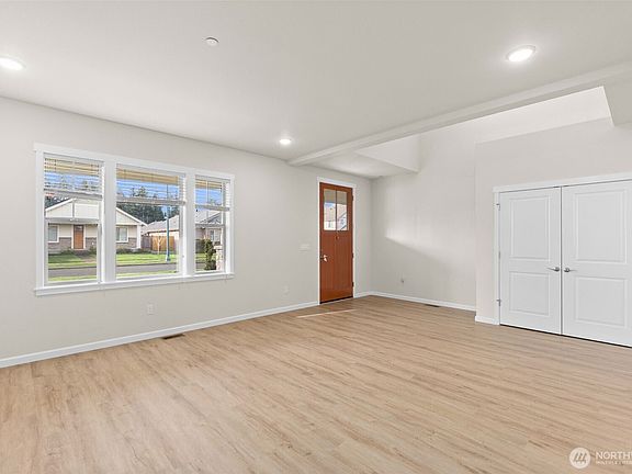 5th image of 2208 Village Street NE