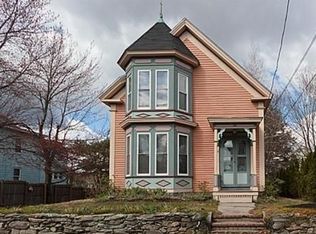 9 High St, Pepperell, MA 01463