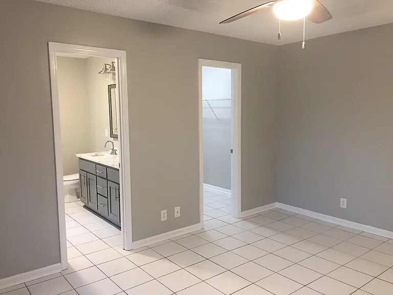 542 Loblolly Ln — Photo 11