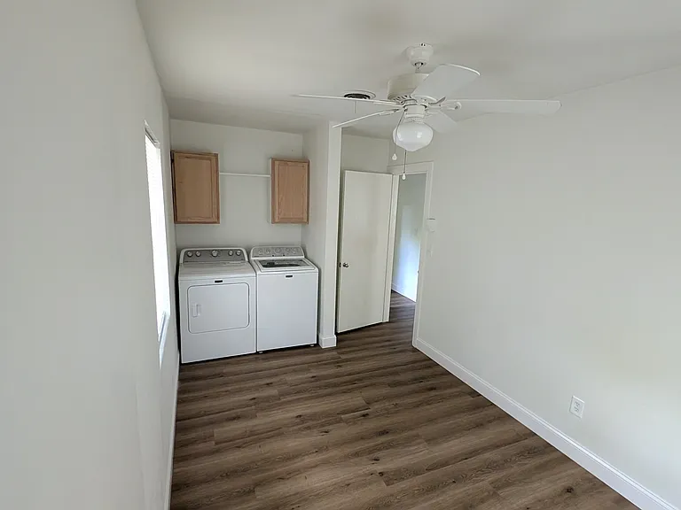 120 NE 14th Ave — Photo 17