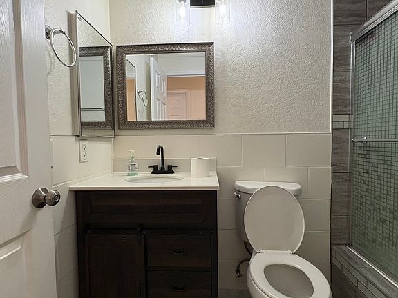 5th image of 10419 Camarena Ave