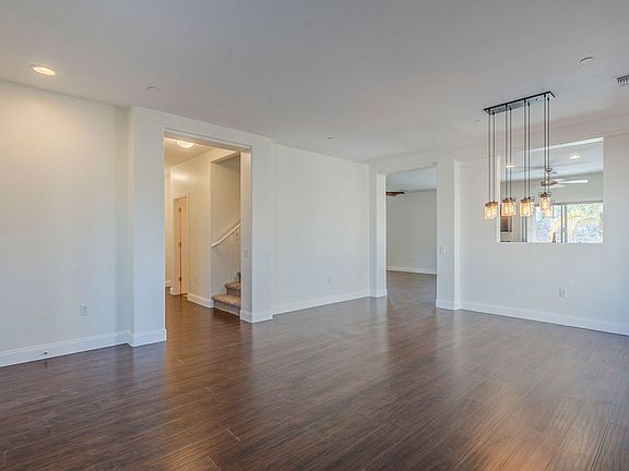 4th image of 14229 S Via Trujal