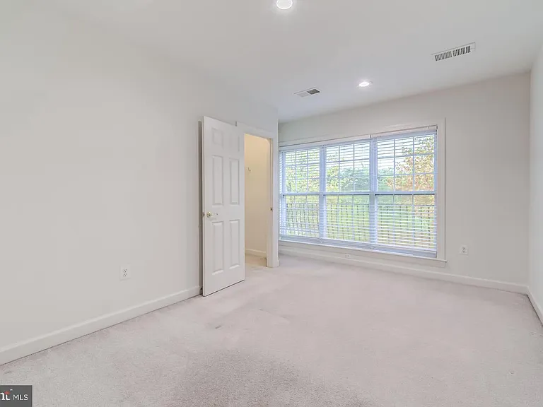 24909 Pinebrook Rd — Photo 21