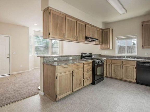 3rd image of 4408 34th St