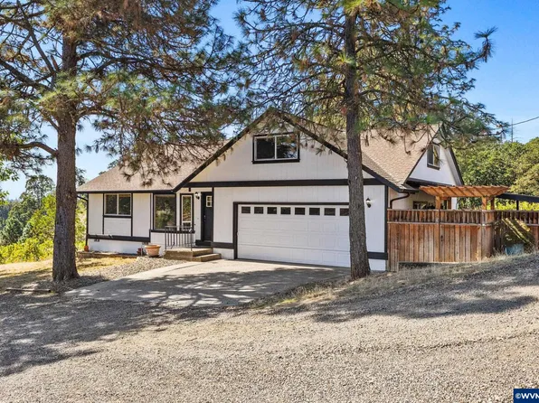 10883 Southview Loop SE, Jefferson, OR 97352