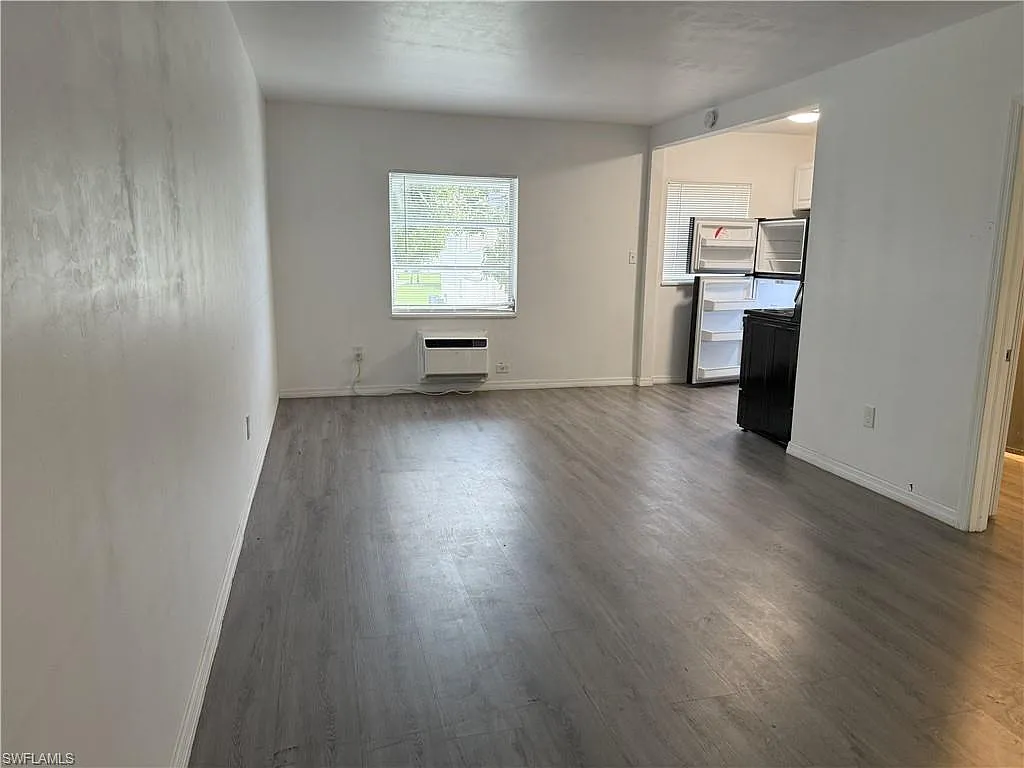 1 bed, 1.0 bath, 500 sqft, $995 — Photo 3