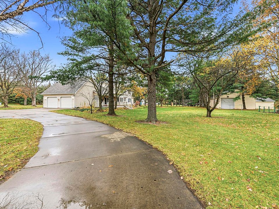 【K-HOUSE】 51030 Birch Rd, Granger, IN 46530 | Zillow
