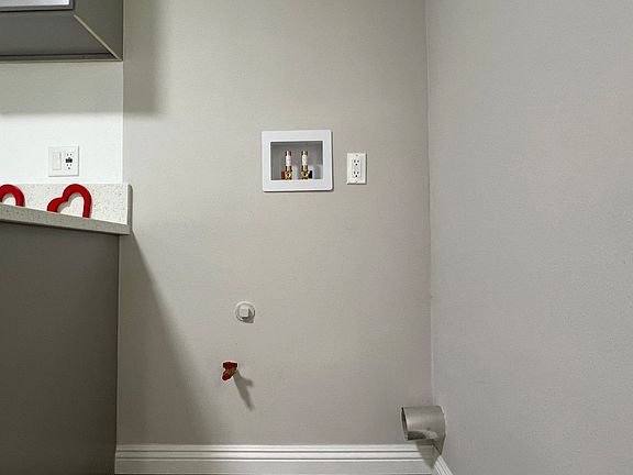3rd image of 1135 Olive Ave #1
