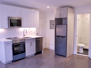 225 Newbury St #5R, Boston, MA 02116
