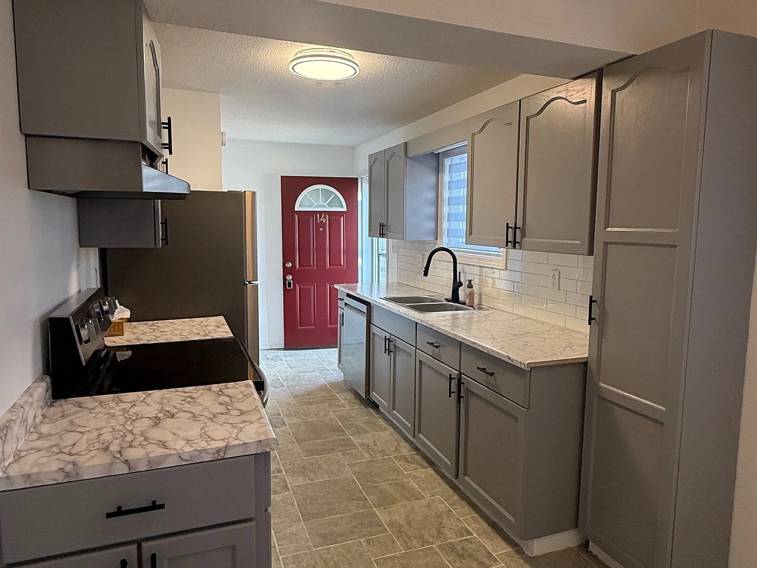 2 bed, $2,200 — Photo 3