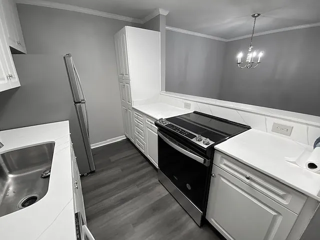 2 bed, $1,200 — Photo 3