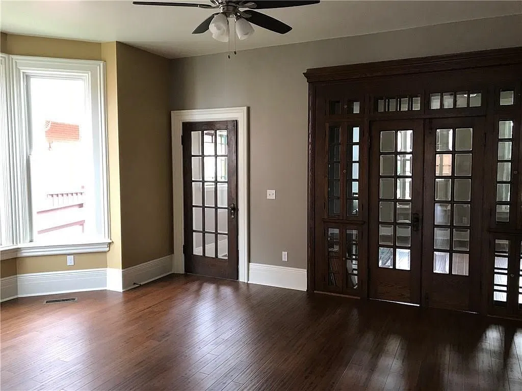 2 bed, 1.0 bath, 1440 sqft, $1,300 — Photo 3