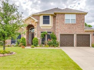 1010 Bell Oak Dr, Kennedale, TX 76060