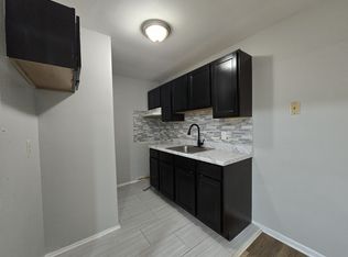 400 Stuyvesant Ave #24D, Irvington, NJ 07111