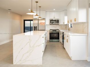 3983 SW 2nd St, Miami, FL 33134