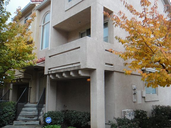 4th image of 25111 Angelina Ln